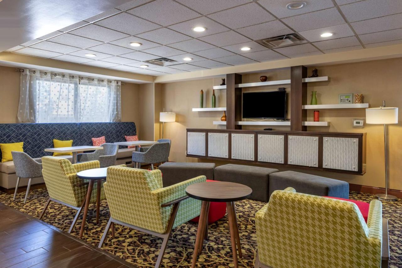 Hampton Inn Norco/Corona Екстер'єр фото