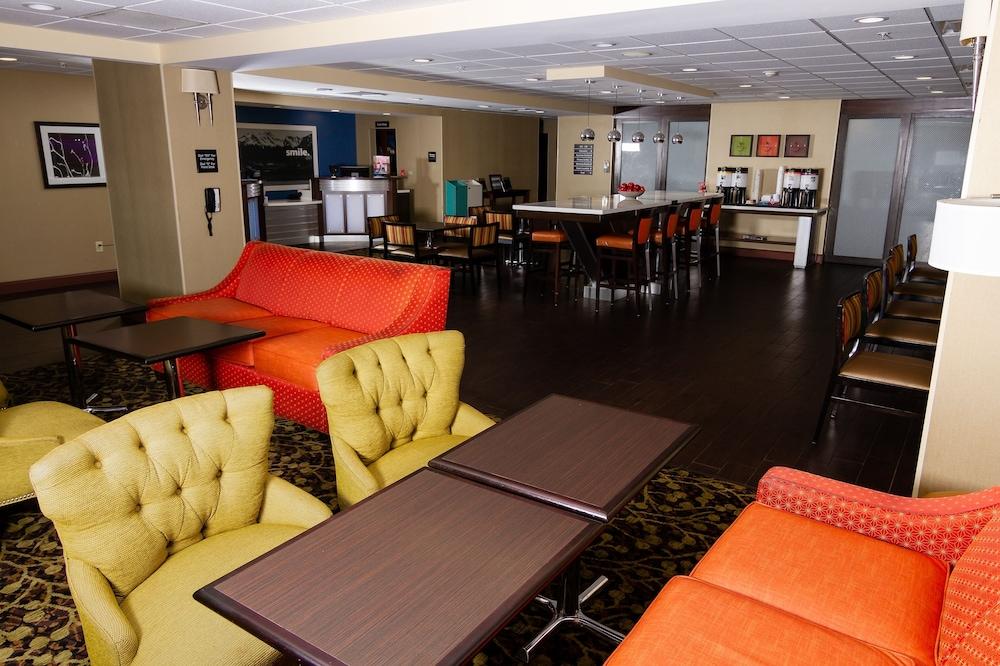 Hampton Inn Norco/Corona Екстер'єр фото